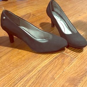 Chic Lifestride Comfort Sole Black Heels
